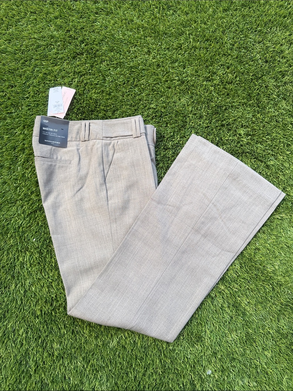 Banana Republic Martin Fit Women's Pantsuit Pants in Light Taupe